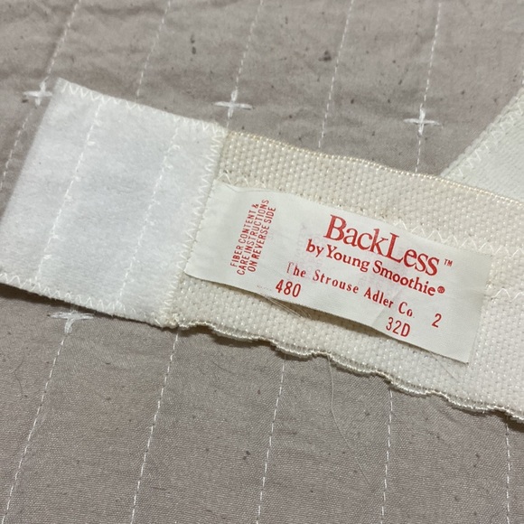 Vintage Beautiful Lace Bustier Bra - 32 D - Picture 8 of 9